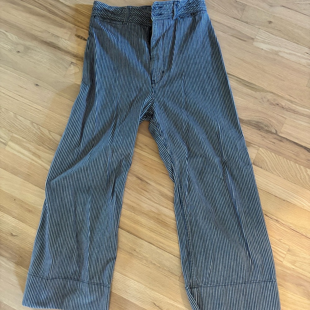 EUC Apiece Apart Navy and White Striped wide leg cropped pants